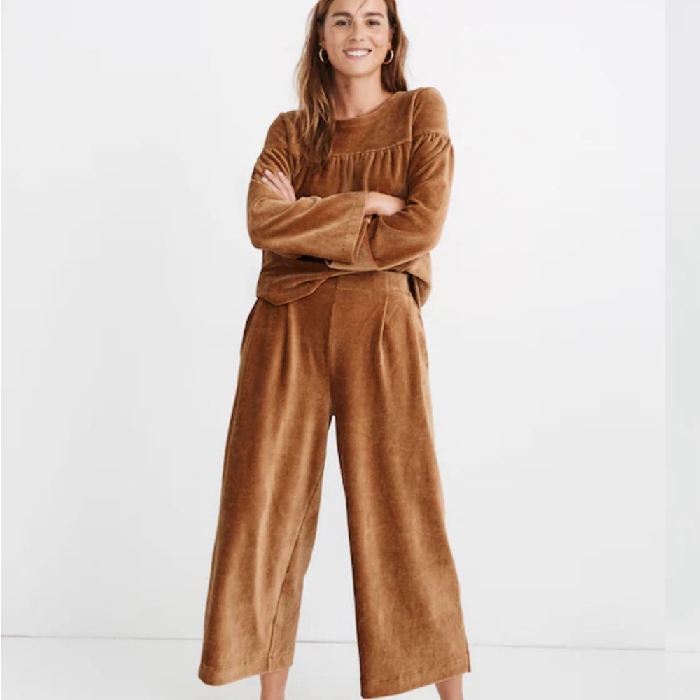 Madewell Texture & Thread Pleated Wide-Leg Velvety Corduroy Pants